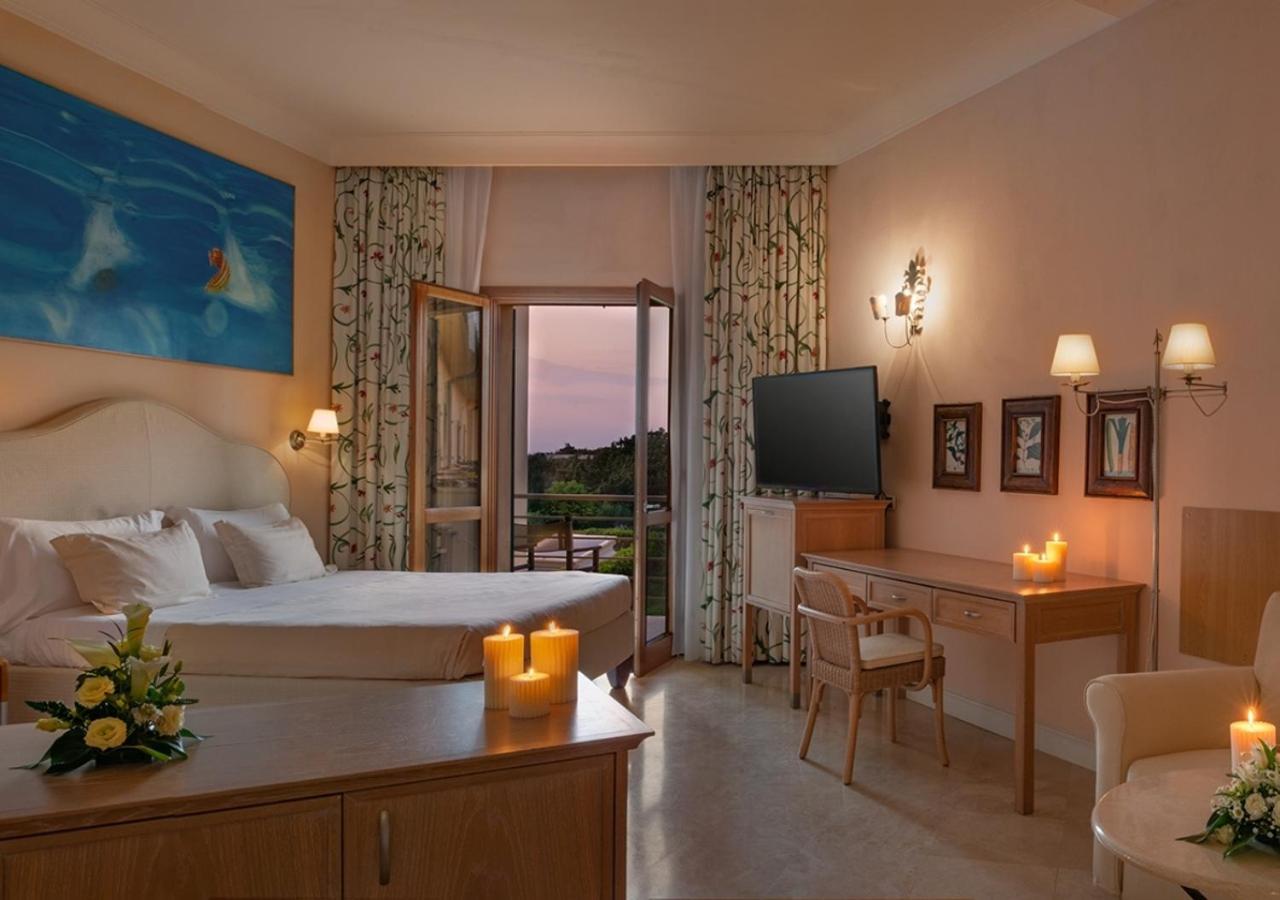 Superior Triple Room Partial Sea View